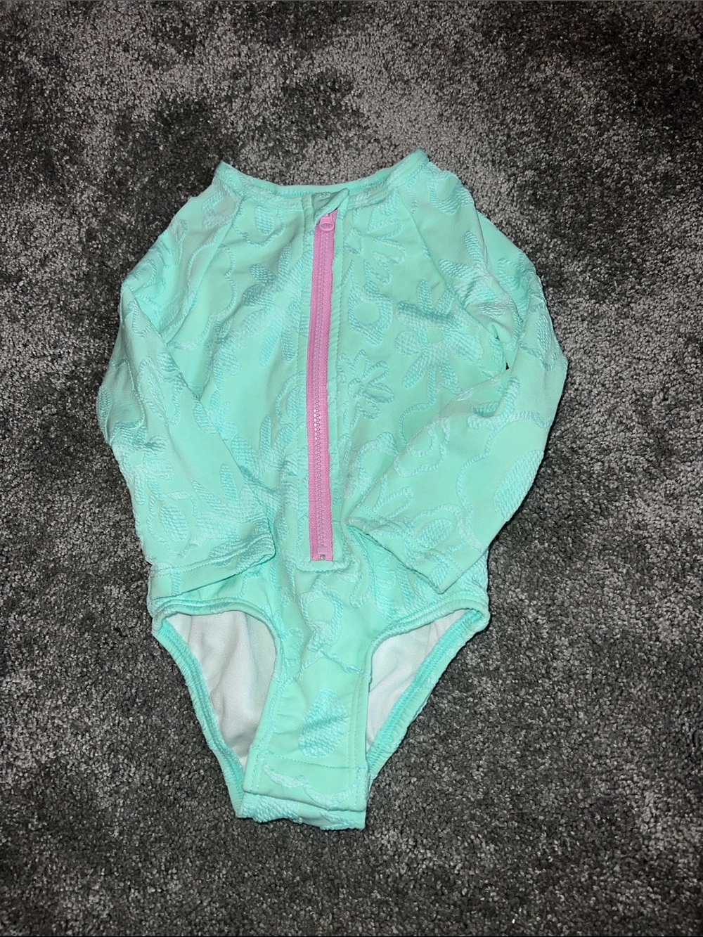 Cat & Jack Mint Green Long-Sleeve One-Piece Swimsuit never worn